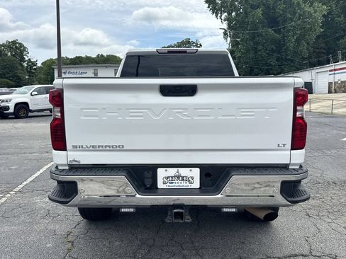 Used 2022 Chevrolet Silverado 2500 LT AWD/4WD image 6