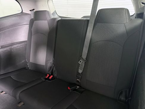 Used 2016 Chevrolet Traverse LT w/ Style and Technology Package FWD image 28