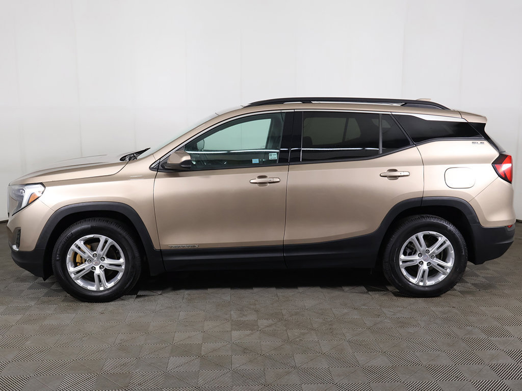Used 2018 GMC Terrain SLE w/ Driver Convenience Package AWD/4WD image 16