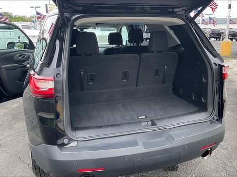 Used 2018 Chevrolet Traverse LT FWD image 4