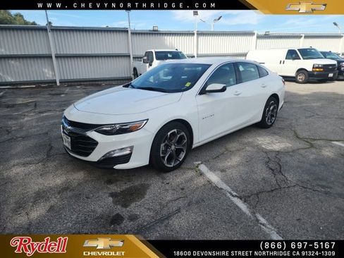 Used 2024 Chevrolet Malibu LT image 1