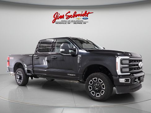 Used 2024 Ford F250 Platinum AWD/4WD image 3