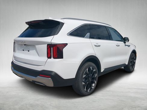 New 2026 Kia Sorento SX image 3