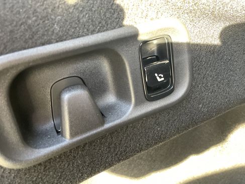 Certified 2023 Mercedes-Benz C 300 Sedan image 11