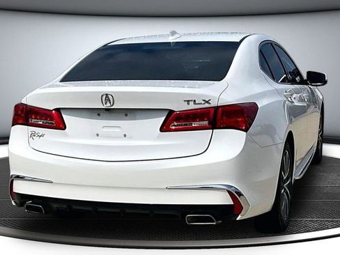 Used 2018 Acura TLX V6 w/ Technology Package FWD image 6