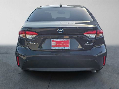 Certified 2023 Toyota Corolla LE w/ LE Convenience Package FWD image 4