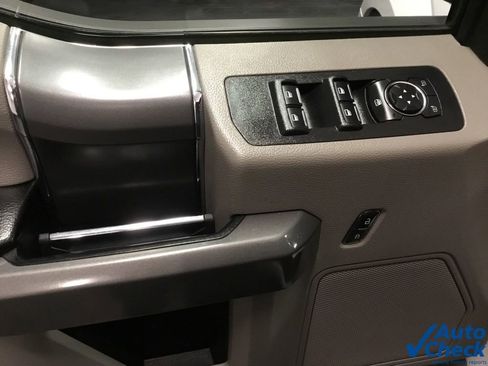 Used 2018 Ford F150 XLT w/ Equipment Group 302A Luxury image 25