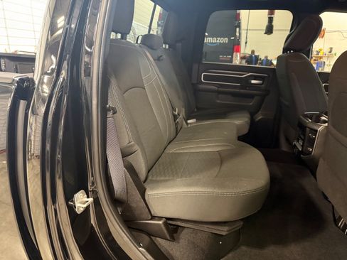 Used 2025 RAM 2500 Big Horn AWD/4WD image 16
