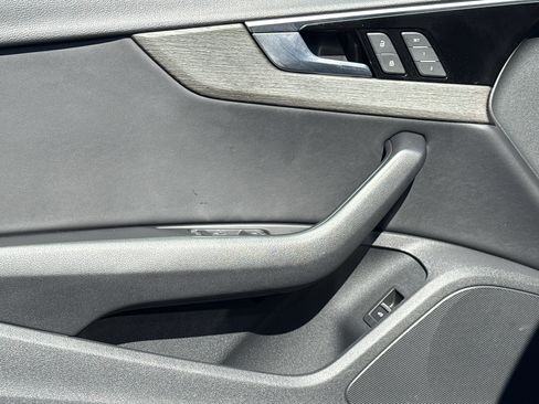 Used 2022 Audi A4 2.0T Premium w/ Convenience Package image 13