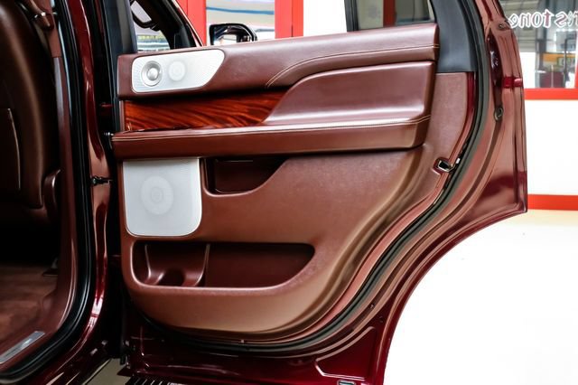 Used 2018 Lincoln Navigator Black Label w/ Cargo Package AWD/4WD image 50