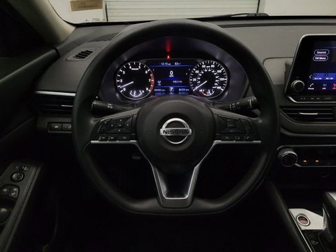 Used 2020 Nissan Altima 2.5 S FWD image 22