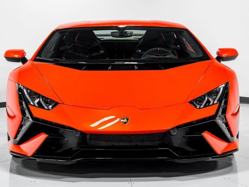 Used 2023 Lamborghini Huracan Tecnica RWD image 8
