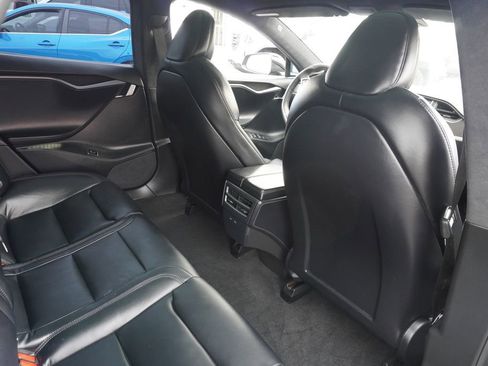 Used 2021 Tesla Model S Performance image 11