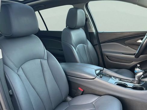 Used 2019 Buick Envision Essence AWD/4WD image 20