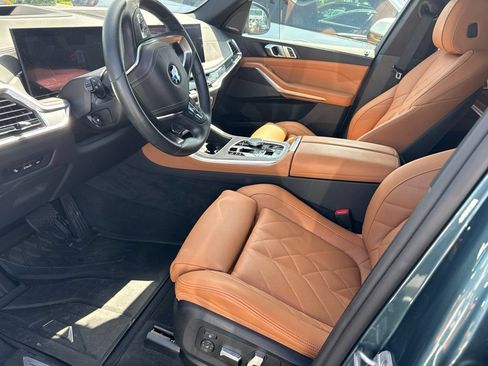 Used 2025 BMW X5 sDrive40i w/ Premium Package RWD image 4