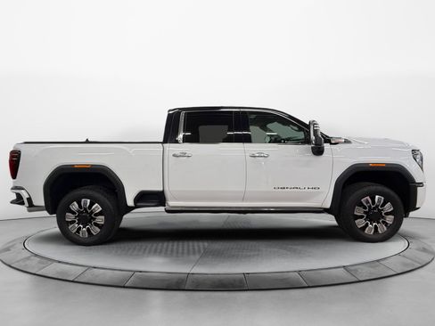 Used 2024 GMC Sierra 2500 Denali w/ Denali Reserve Package AWD/4WD image 2