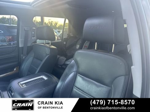 Used 2017 GMC Yukon Denali w/ Open Road Package AWD/4WD image 13