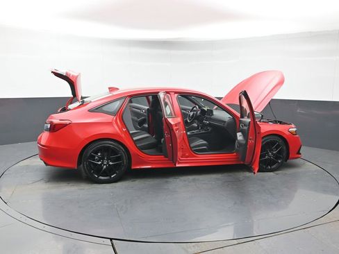 Used 2023 Honda Civic Sport image 40