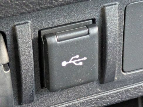 Used 2021 Toyota Tacoma SR5 RWD image 21