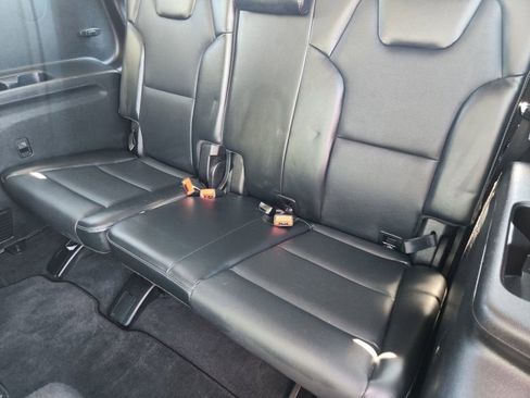 Used 2025 Kia Telluride S image 18