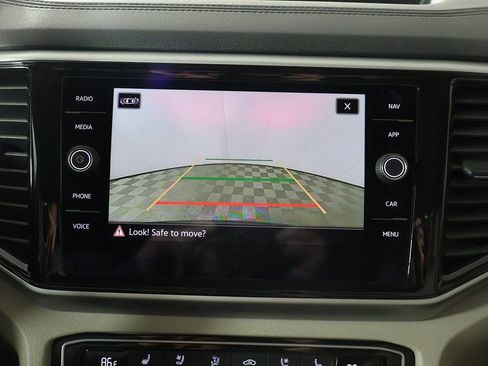 Used 2023 Volkswagen Atlas SEL Premium image 52