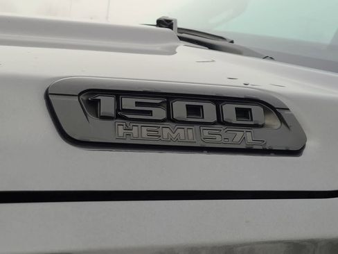 Used 2019 RAM 1500 Sport image 15