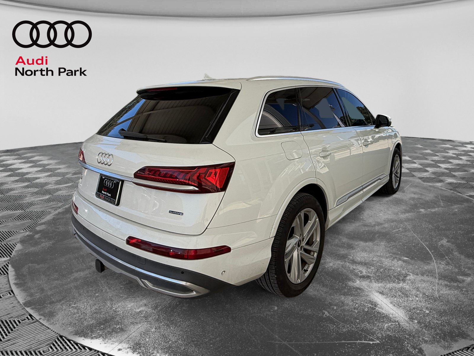Used 2021 Audi Q7 3.0T Premium Plus w/ Premium Plus Package AWD/4WD image 5