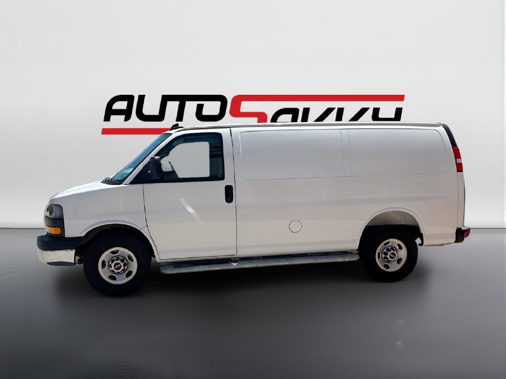 Used 2025 GMC Savana 2500 w/ Driver Convenience Package RWD image 4