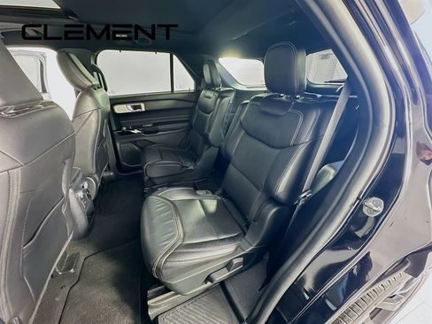 Certified 2021 Ford Explorer ST w/ Equipment Group 401A image 33