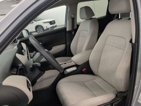 New 2026 Honda HR-V LX image 18