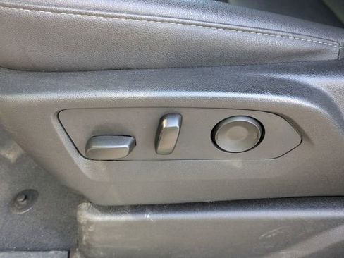 Used 2025 Chevrolet Tahoe LT AWD/4WD image 22