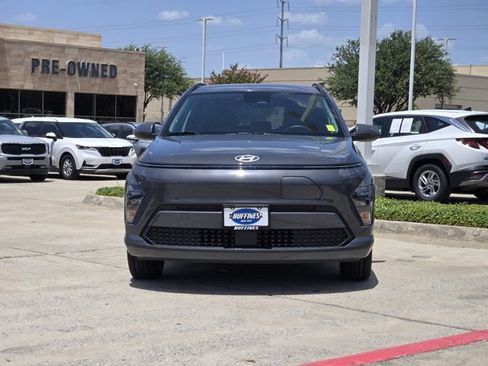 Certified 2024 Hyundai Kona SEL FWD image 2