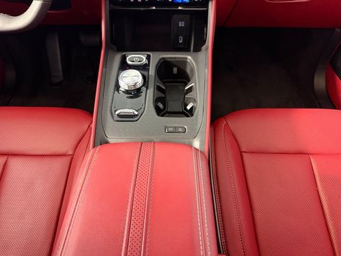 Used 2025 Jeep Wagoneer S Launch Edition AWD/4WD image 17