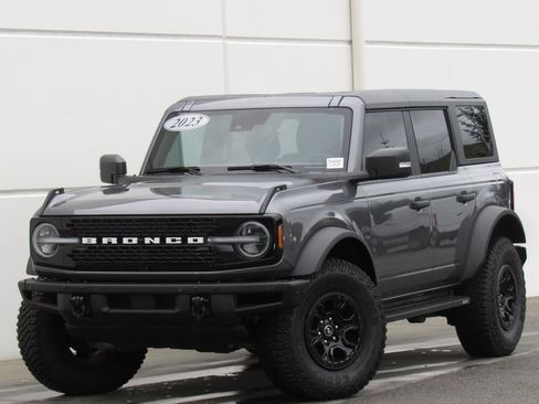 Used 2023 Ford Bronco Wildtrak image 1