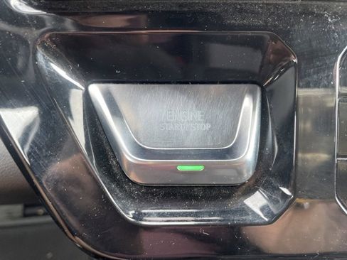 Used 2024 GMC Sierra 2500 AT4 w/ AT4 Premium Plus Package image 21