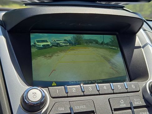 Used 2016 Chevrolet Equinox LT AWD/4WD image 15
