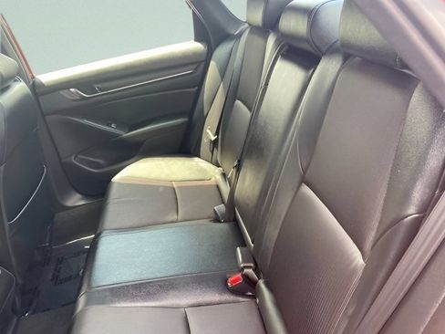 Used 2019 Honda Accord Sport image 16