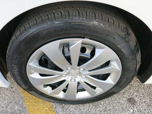 Used 2022 Subaru Impreza 2.0i AWD/4WD image 32