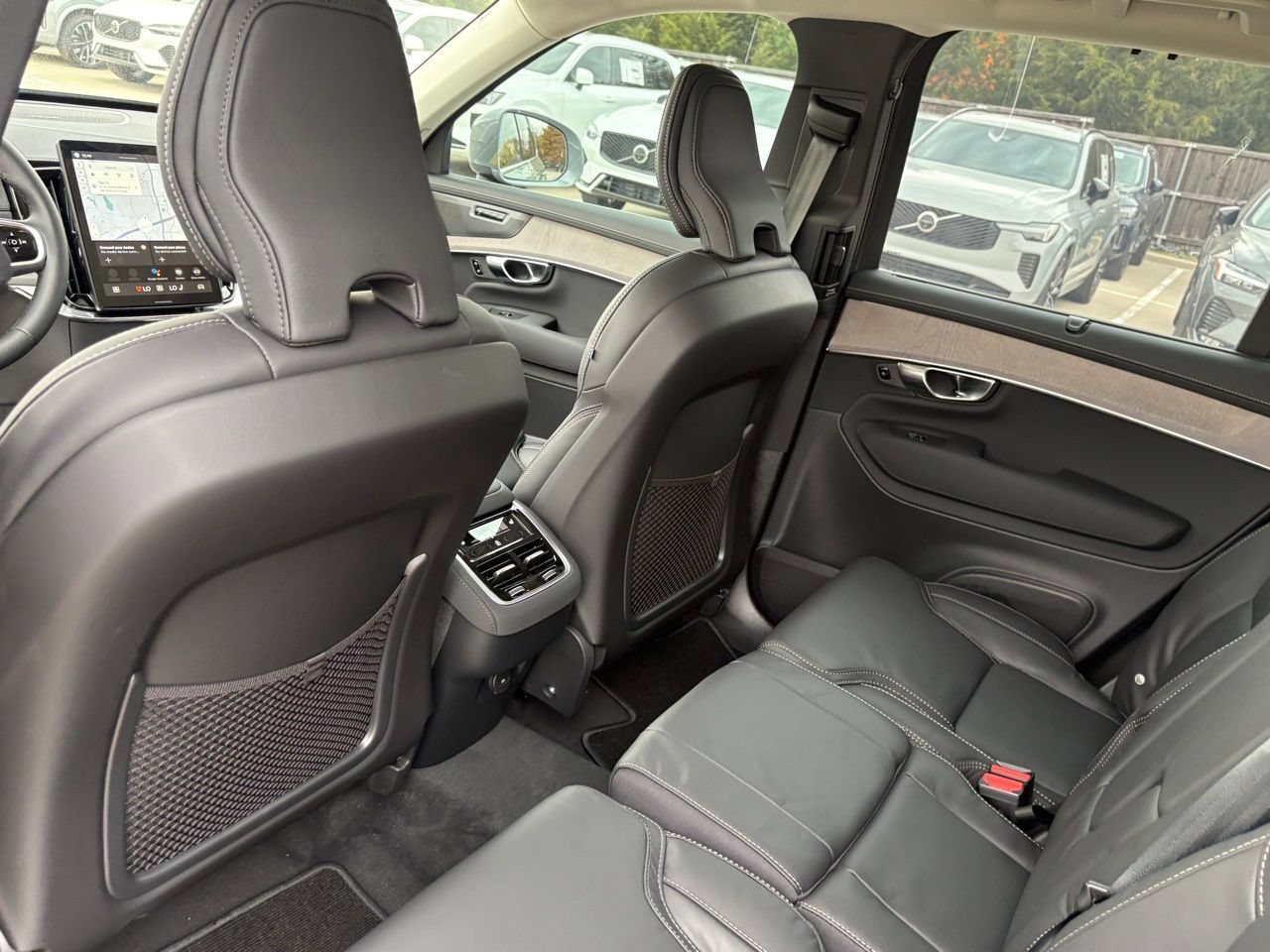 New 2026 Volvo XC90 B6 Ultra w/ Protection Package Premier AWD/4WD image 23