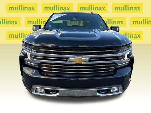Used 2021 Chevrolet Silverado 1500 High Country w/ Technology Package image 11