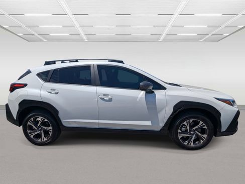 Used 2025 Subaru Crosstrek 2.0i Premium AWD/4WD image 4