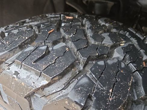 Used 2025 Chevrolet Silverado 1500 LT Trail Boss w/ Protection Package AWD/4WD image 8