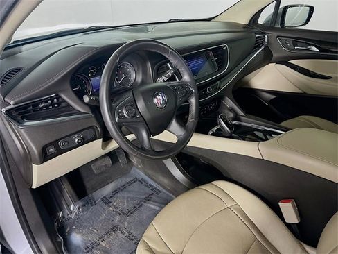 Used 2021 Buick Enclave Essence w/ Sound and Sites Package image 10