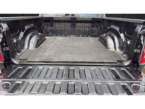 Used 2022 RAM 1500 Laramie AWD/4WD image 26