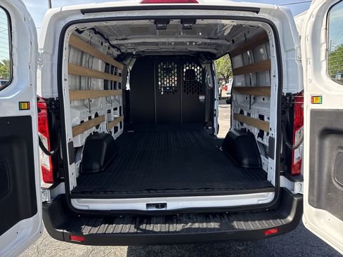 Used 2025 Ford Transit 250 Low Roof w/ Exterior Upgrade Package RWD image 30