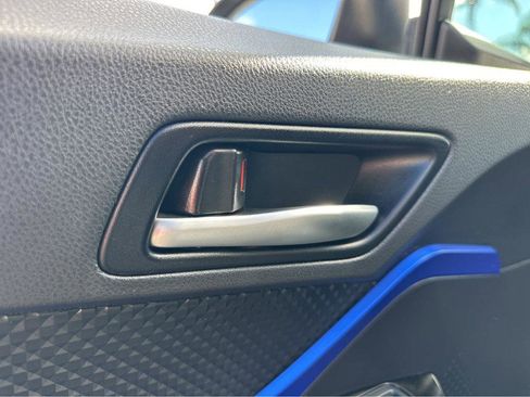 Used 2021 Toyota C-HR XLE image 32