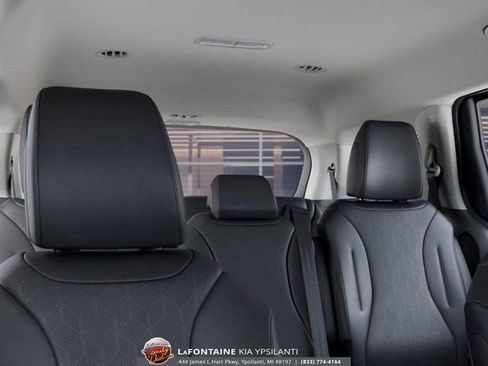 New 2026 Kia Carnival LXS image 27