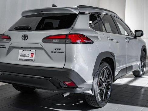 Used 2026 Toyota Corolla Cross XSE image 4