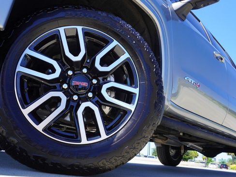 Used 2026 GMC Sierra 1500 AT4 w/ AT4 Premium Package AWD/4WD image 11