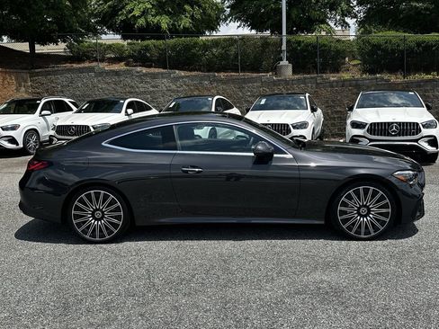 Certified 2025 Mercedes-Benz CLE 300 4MATIC Coupe image 9